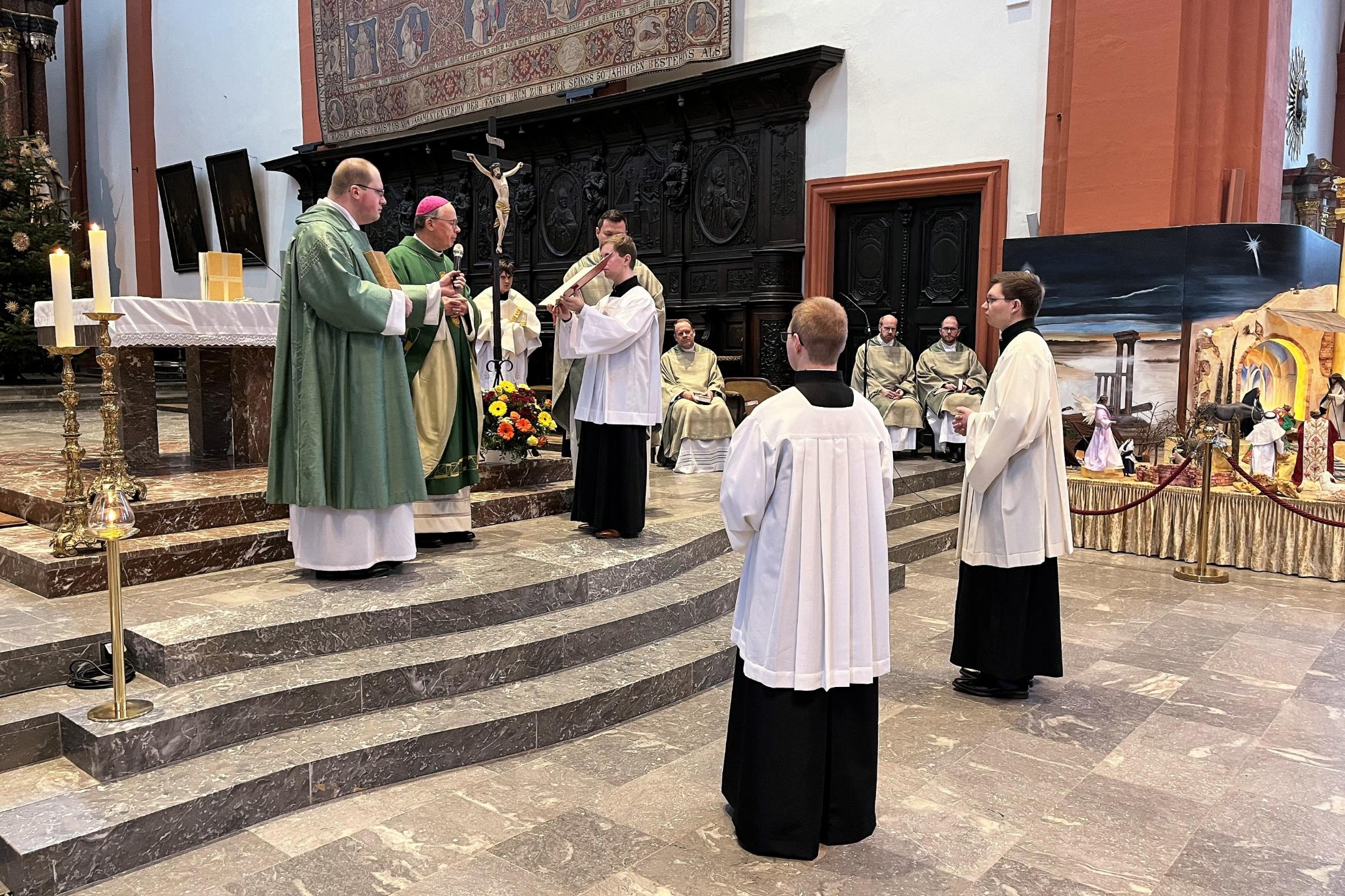 Bischof Ackermann beauftragt Riccardo Ragusa und David Sawas als Lektoren